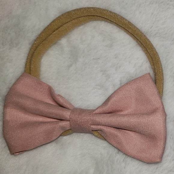 Bows - Picture 2 of 3